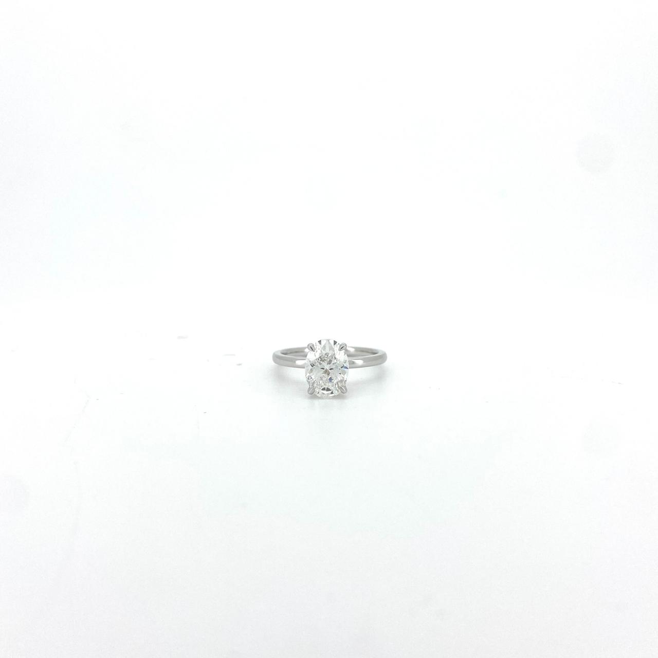 Classic high setting ring OV 0.96 D VS1 in white gold