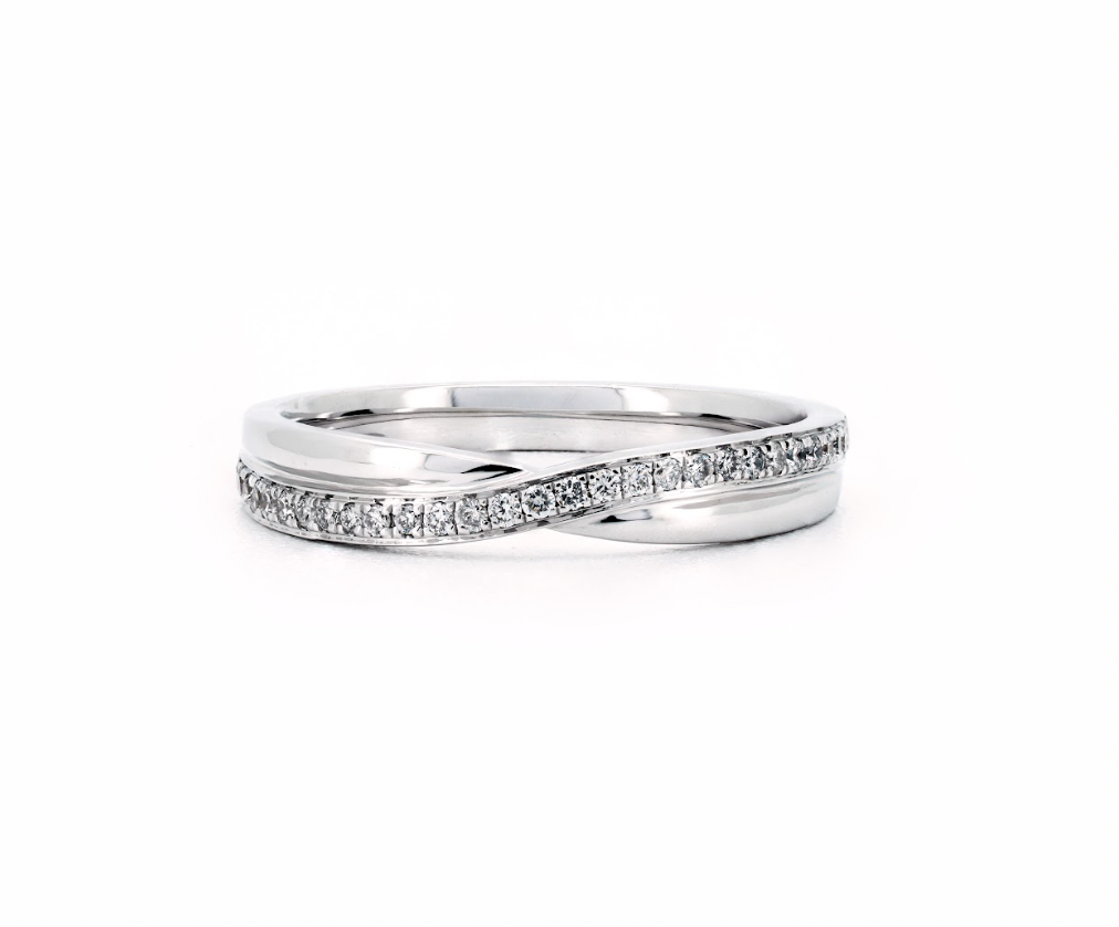Rendezvous half pave ring in white gold