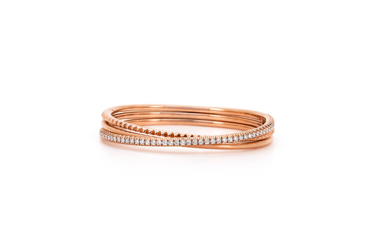 Tribal bangle in rose gold