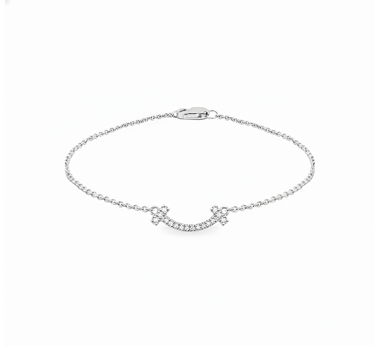 Smile pave bracelet in white gold