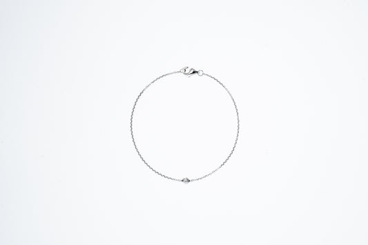 Mini dot bracelet in white gold