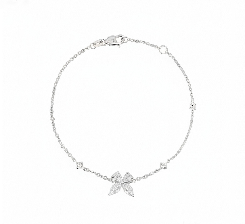 Butterfly series set A bracelet in white gold