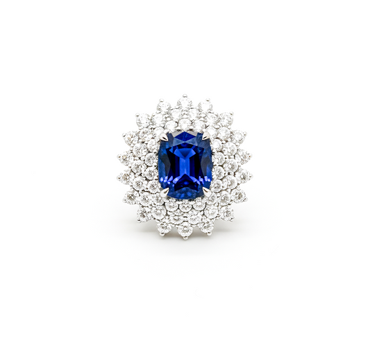 Sapphire flower brooch in white gold