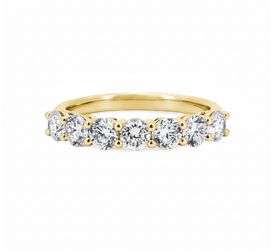 Half pave ring 3mm in gold