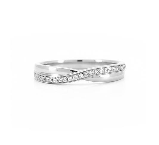 Rendezvous half pave ring in white gold