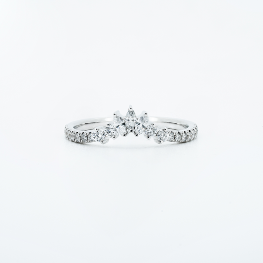 Crown ring in white gold