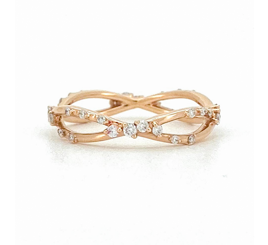 Symphony ring in rose gold