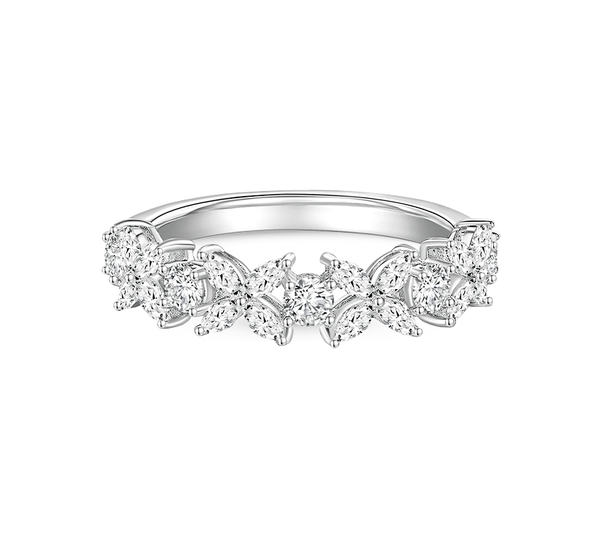 Half daphne ring in white gold