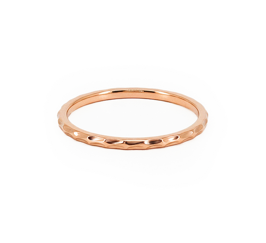 Chain pattern ring in rose gold