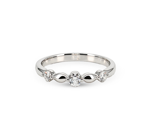 3 stones floating pave in white gold