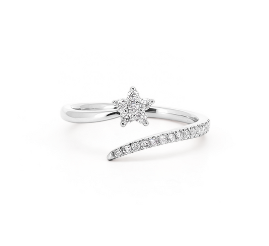 Flower series C in white gold