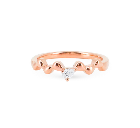 Pattern with diamonds A in rose gold