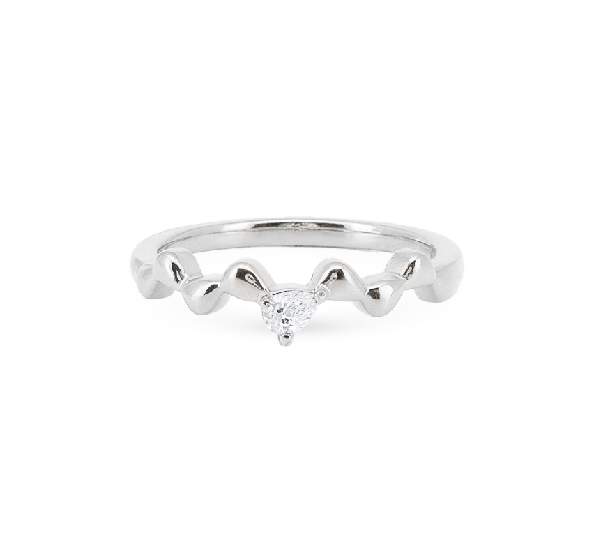 Pattern with diamonds A in white gold