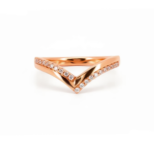 V pave ring B in rose gold