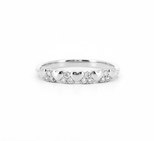Pattern with diamonds N in white gold