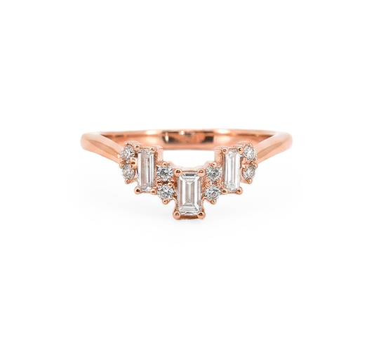 V pave ring C in rose gold