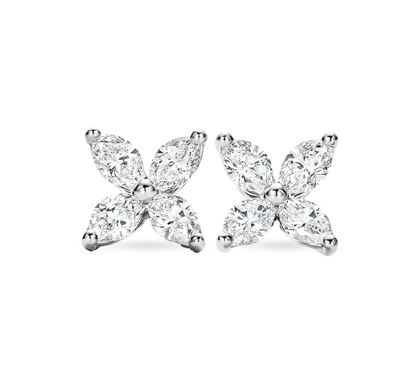 Daphne flower earrings in white gold