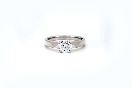 Weave 4 prong ring RD 0.71 F VVS1 IGI in white gold