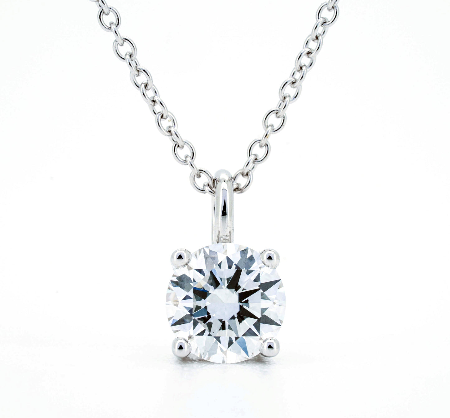 Hanging solitaire necklace RD 0.72 D VS1 IGI in white gold