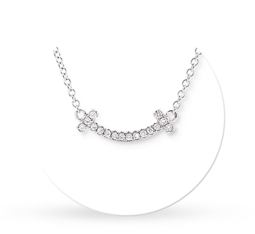 Smile pave necklace in white gold