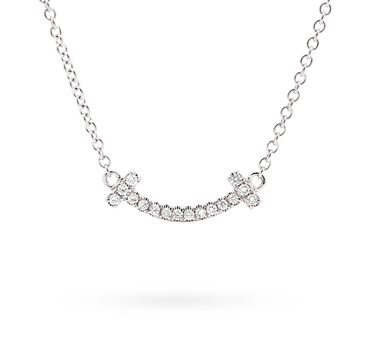 Smile pave necklace in white gold