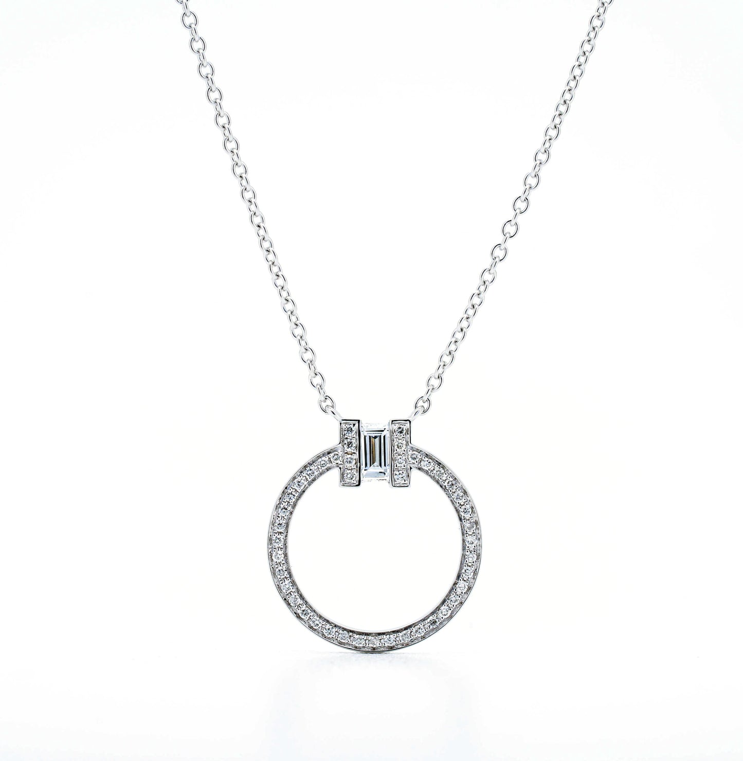 Circle pave necklace in white gold