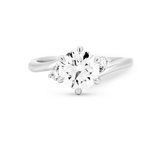 Safari twist trilogy RD 1.24 D VVS2 IGI in white gold